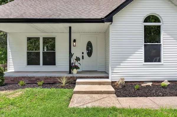 380 Martin Rd, Clarksville, TN 37042