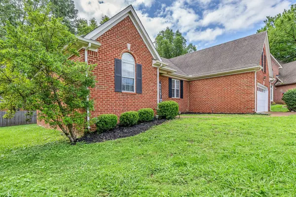 712 Milbridge Ct, Antioch, TN 37013