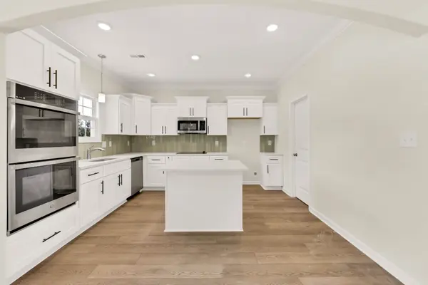 2519 Rafiki Dr, Clarksville, TN 37042