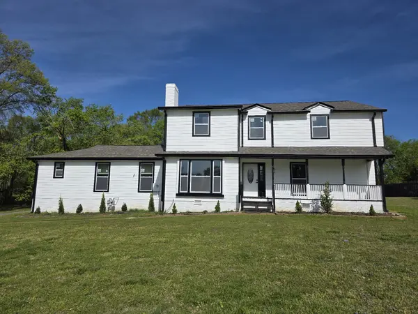 1710 Hickory Trace Dr, Gallatin, TN 37066