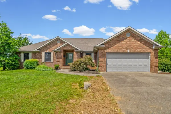 310 Chasity Dr, Cadiz, KY 42211