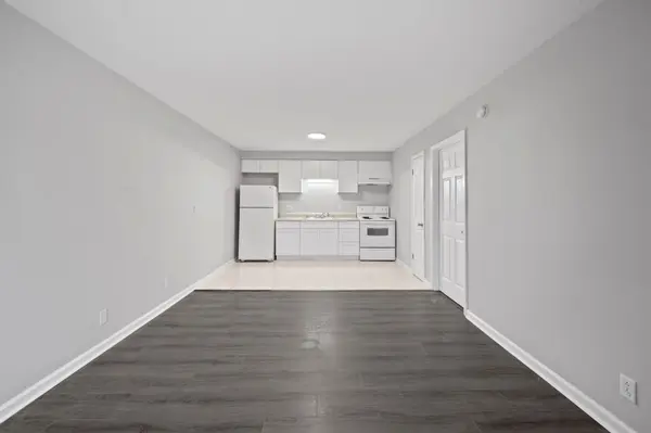 101 Walnut St #24, Clarksville, TN 37042