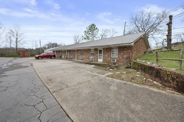 101 Walnut St #24, Clarksville, TN 37042