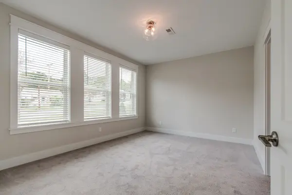 530 Edwin St #2, Nashville, TN 37207