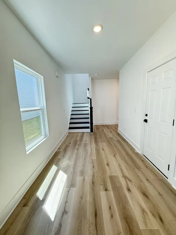 933 Watercourse Court, Nashville, TN 37214