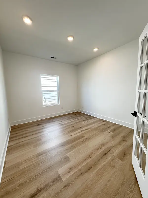 933 Watercourse Court, Nashville, TN 37214