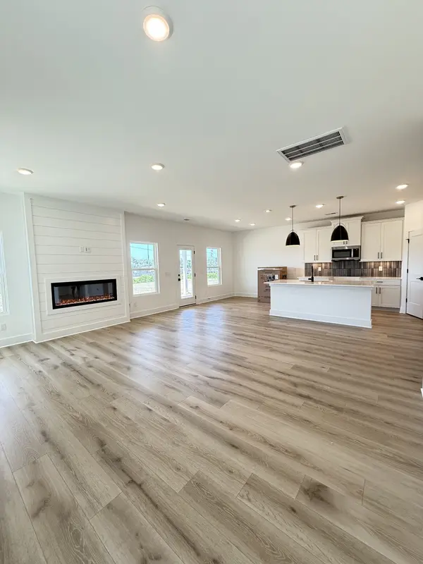 933 Watercourse Court, Nashville, TN 37214
