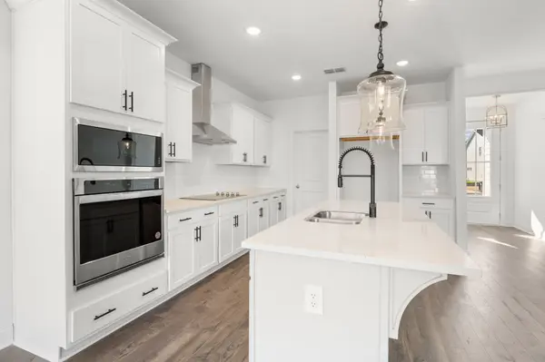 1029 Riverview Run, Madison, TN 37115