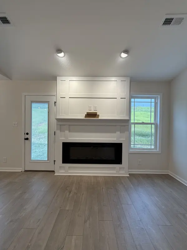 1162 Tybee Dr, Clarksville, TN 37042