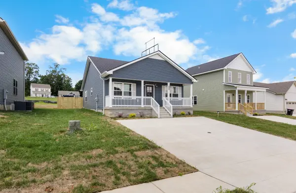 1166 Tybee Dr, Clarksville, TN 37042