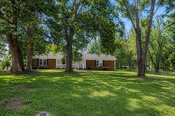 307 Tom Robinson Rd, Franklin, TN 37064