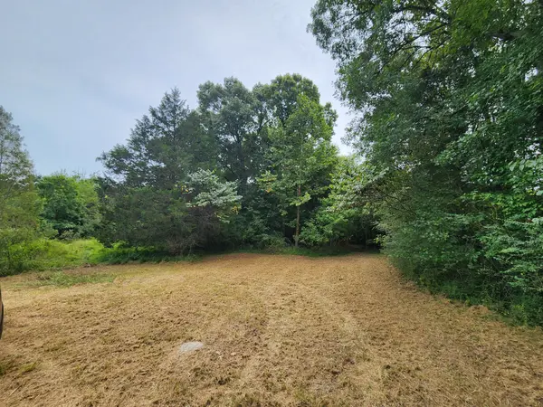 2754 Scribners Mill Rd, Culleoka, TN 38451