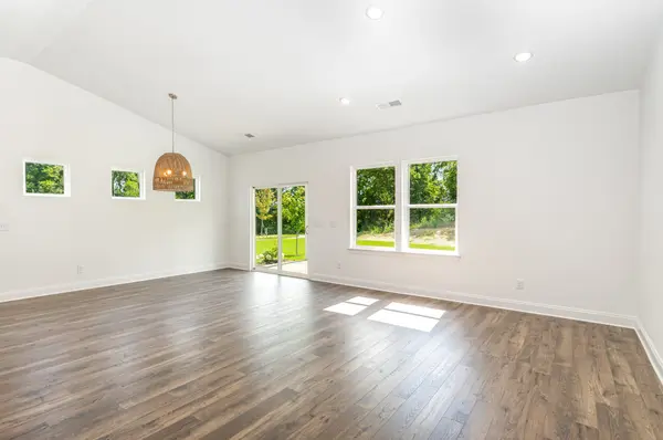 1100 Riverview Run, Madison, TN 37115