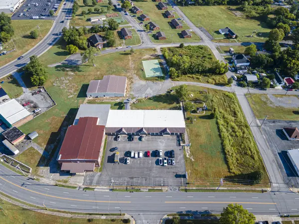 618 Elm St, Shelbyville, TN 37160