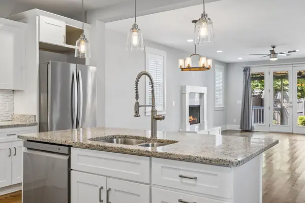 410A Saint Francis Ave, Nashville, TN 37205