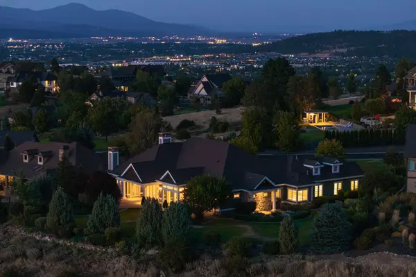 201 S Legend Tree Dr, Liberty Lake, WA 99019