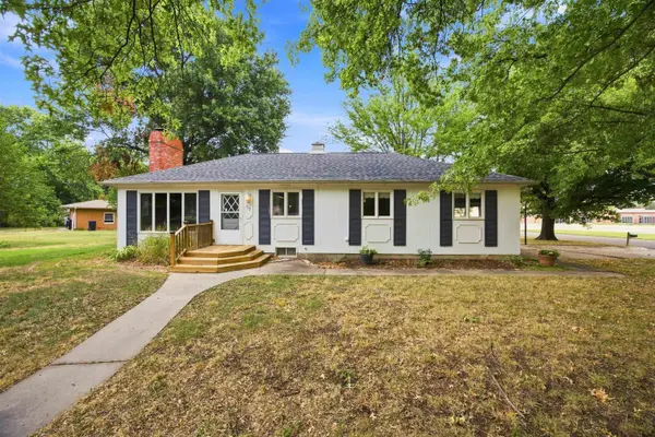 312 Normandy,  Newton,  KS 67114
