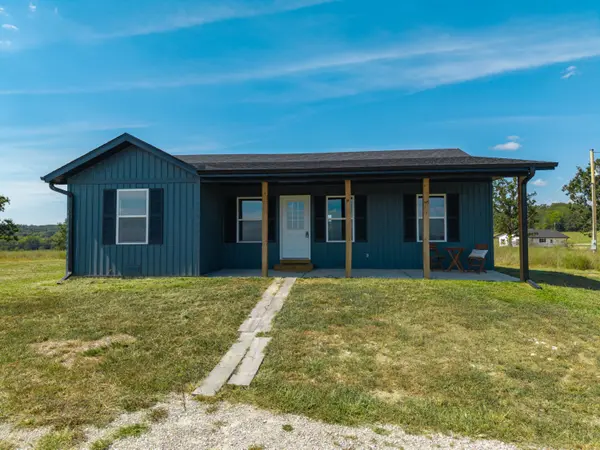 1947 Hidden Pond LN, Mansfield, MO 65704