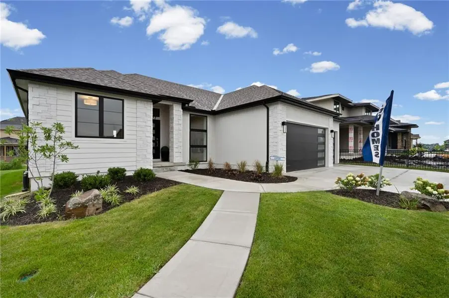 17377 W 169th TER, Olathe, KS 66062