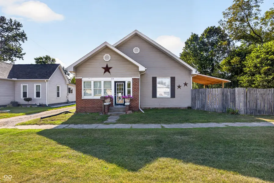 316 N Canal ST, Worthington, IN 47471