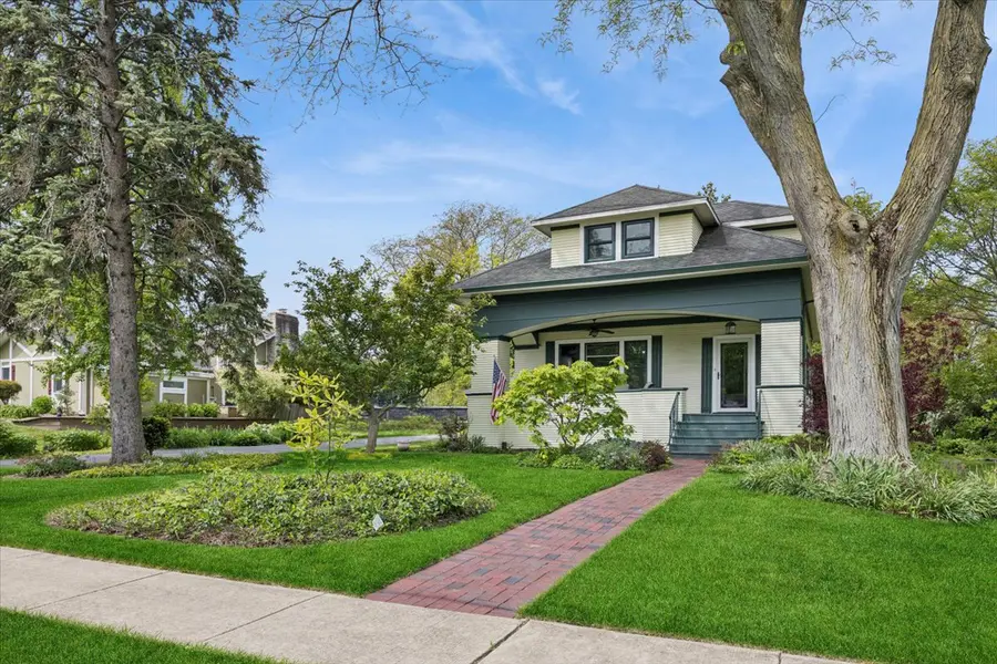 256 Center RD, Frankfort, IL 60423