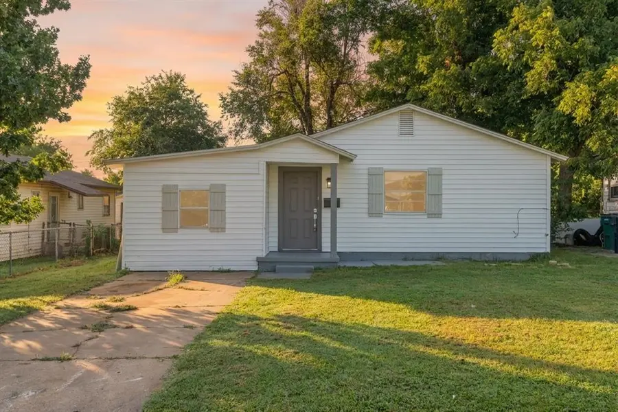 3916 S Youngs PL, Oklahoma City, OK 73119
