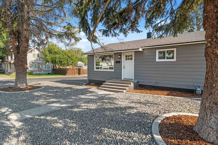 1528 E Walton Ave, Spokane, WA 99207