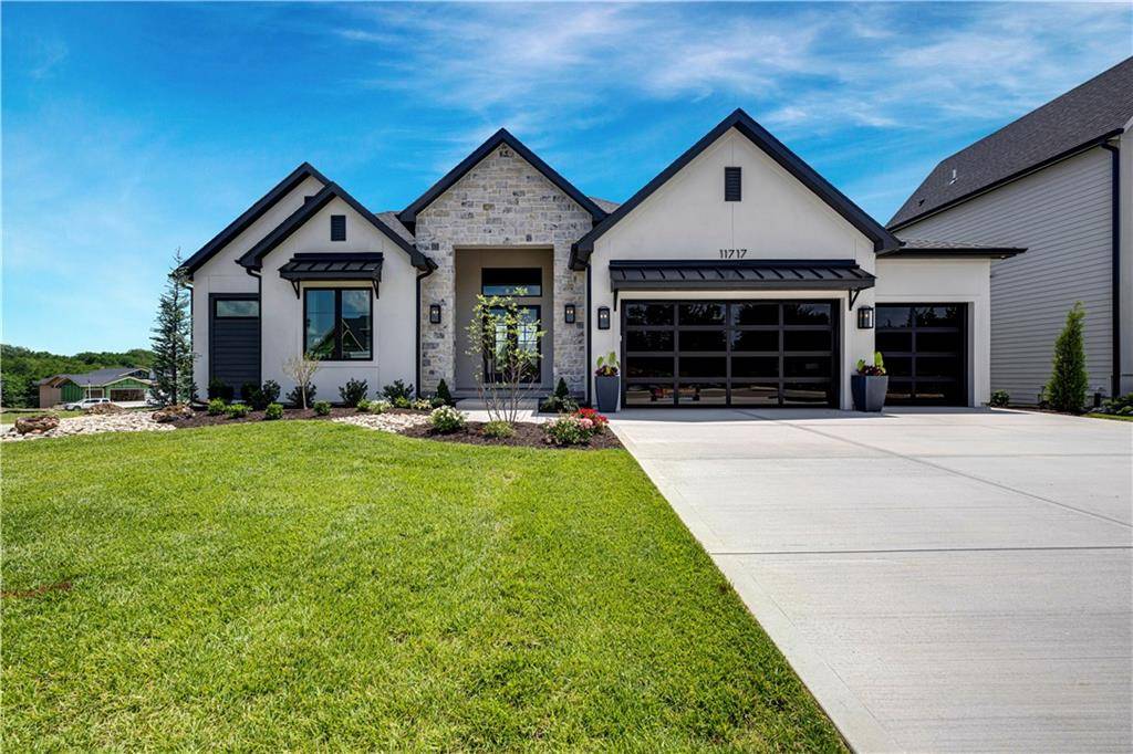 11717 W 181st ST, Overland Park, KS 66013
