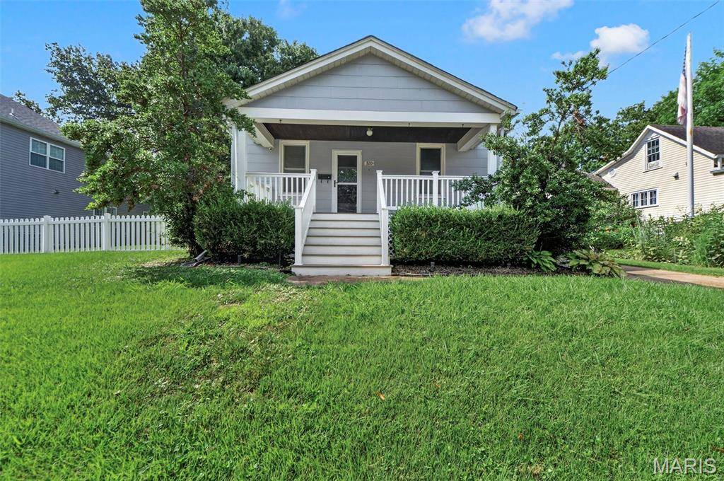 720 Landscape AVE, Webster Groves, MO 63119