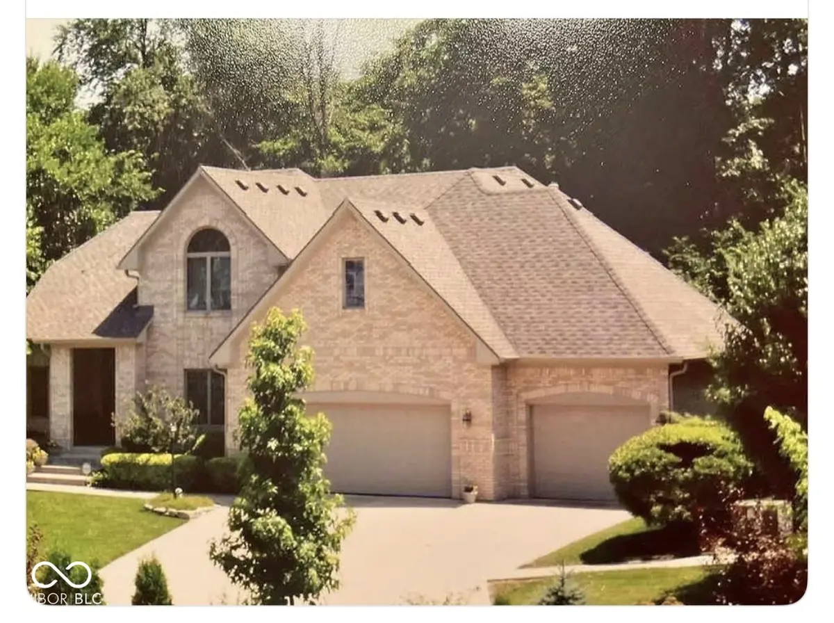 1835 Rooses LN, Indianapolis, IN 46217
