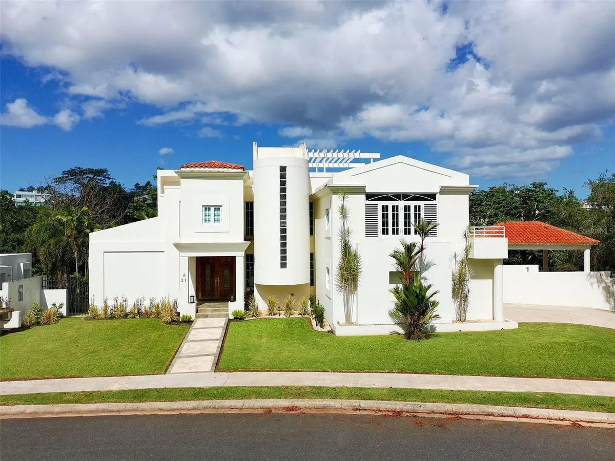 A21 CALLE POPPY, PARQUE FORESTAL #A21, San Juan, PR 00926