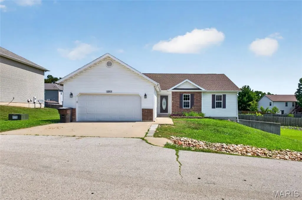 22953 Revelation RD, Waynesville, MO 65583