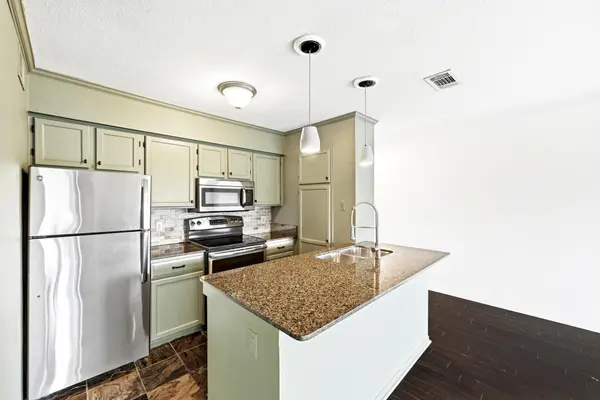 8888 Tallwood DR #2307, Austin, TX 78759