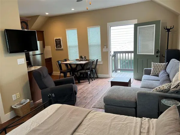 911-B Morrow ST, Austin, TX 78757