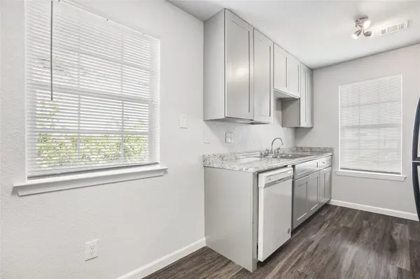 7415 VINTAGE HILLS DR #A, Austin, TX 78723