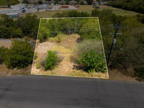 707 E 2nd ST, Georgetown, TX 78626