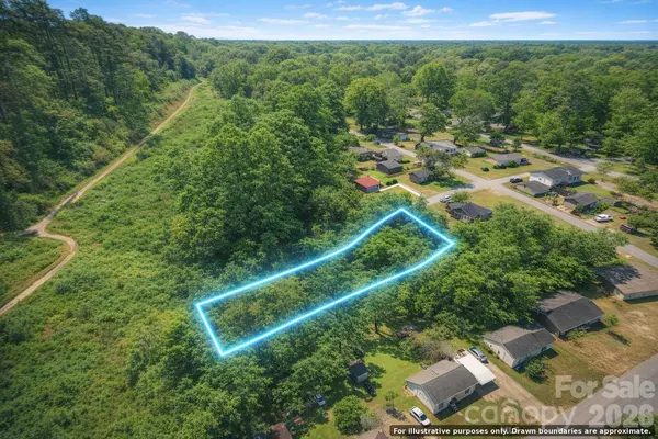 0000 3rd ST, Roanoke Rapids, NC 27870