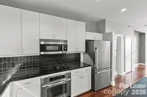 333 W Trade ST #1401, Charlotte, NC 28202