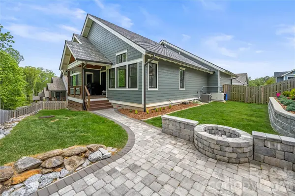 73 Starwood Valley TRL, Arden, NC 28704
