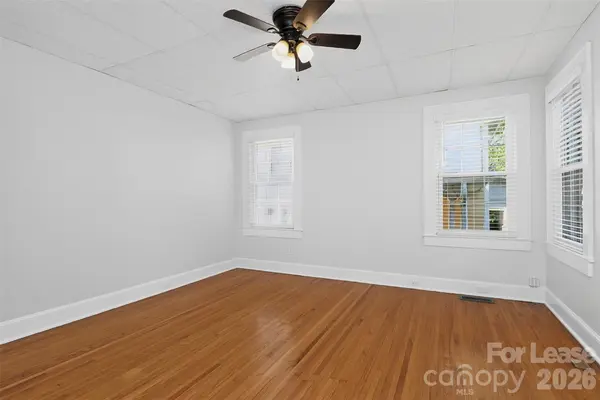 912 S York ST, Gastonia, NC 28052