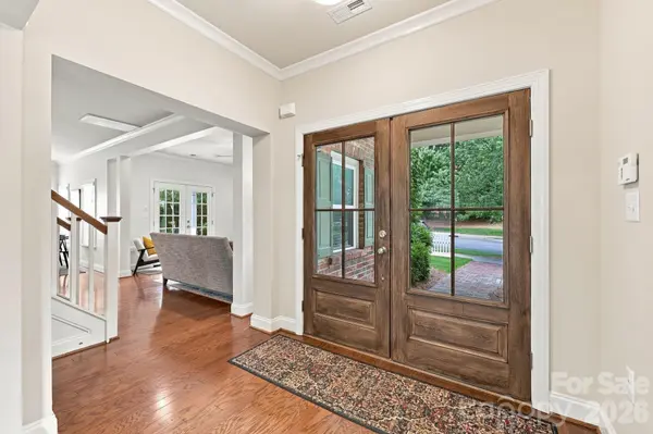 6333 Kennard DR, Charlotte, NC 28216