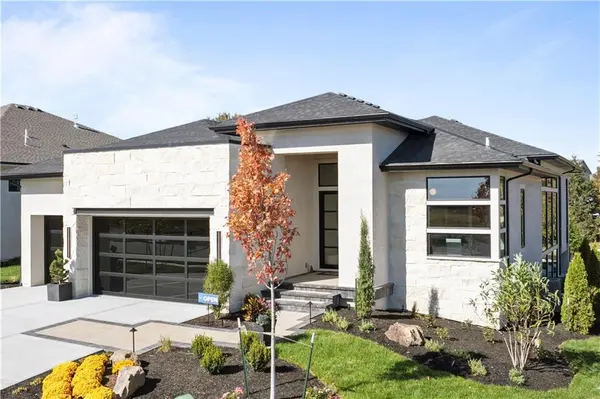 3256 W 133rd TER, Leawood, KS 66209