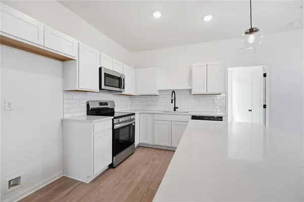 3024 NW 96th TER, Kansas City, MO 64154