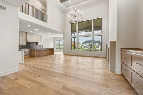 18021 Cody ST, Overland Park, KS 66013