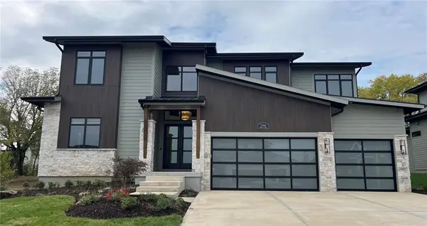 11711 W 181st TER, Overland Park, KS 66013
