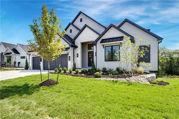 18105 Cody ST, Overland Park, KS 66013