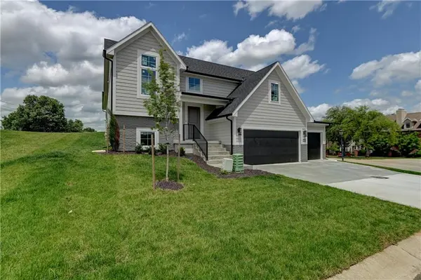 6400 NW 98th ST, Kansas City, MO 64153