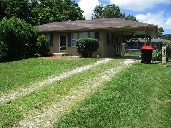 343 E 1st AVE, Garnett, KS 66032