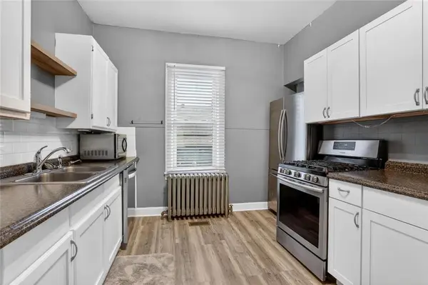 400 S Missouri ST, Liberty, MO 64068
