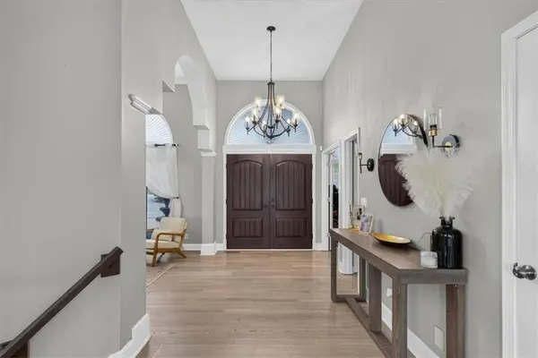 2612 SW Winterbrook CIR, Lee's Summit, MO 64081